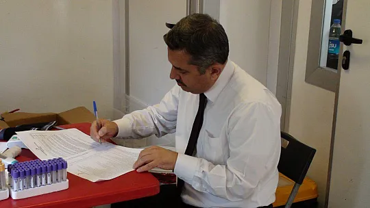 'KAN BAĞIŞI SİZDEN HEDİYE KİTAP BİZDEN'