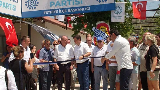 GENEL BAŞKAN İNCE İLÇE BİNASI AÇILIŞINA KATILDI