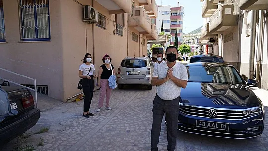 Davullu zurnalı bayram kutlaması