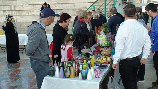 3 ARALIK İÇİN ÖZEL STANT