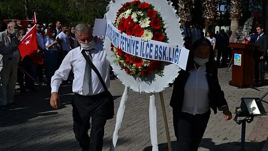 Güler, 'Yaşasın Cumhuriyet'