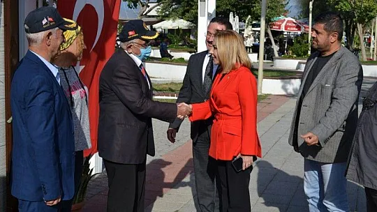 Milletvekili Gökcan'dan Gaziler Derneği'ne ziyaret
