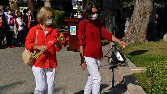 Güler, 'Yaşasın Cumhuriyet'