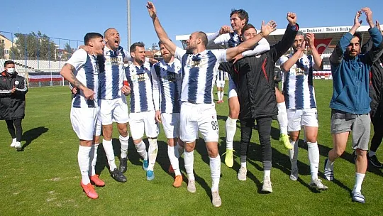 Kaptan Anıl, arkadaşına 'Kart görme' diye bağırdı