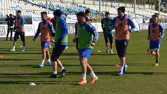 Futbolcular Galibiyet İstiyor