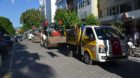 19 Mayıs Bayramı'na araç konvoyu damga vurdu
