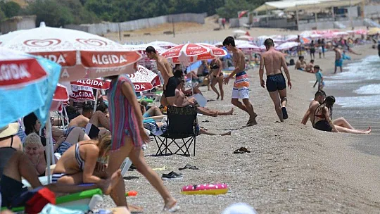 Kurban Bayramı Öncesi Ölüdeniz Tıklım Tıklım Doldu