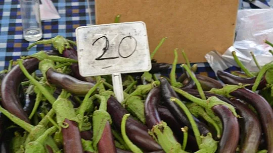 Börülce ve Köy Patlıcanı Kilosu 20 TL'den satıldı