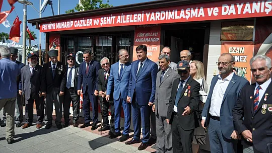 Gaziler Derneği'ne anlamlı ziyaret