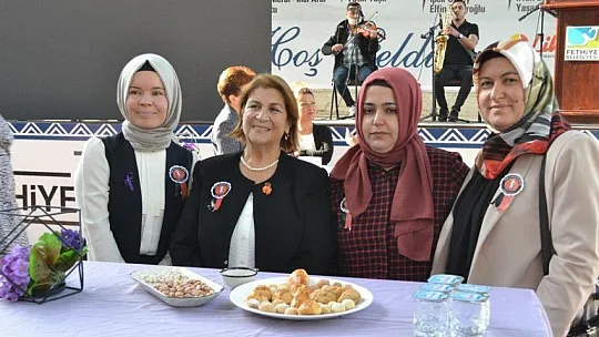 Türk kadınlar Birliği 50. Yılını kutladı