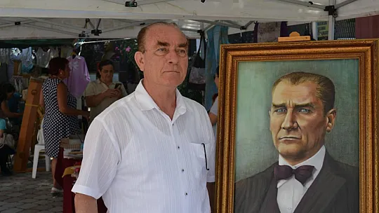 'Atatürk'ümüze benzemek benim için bir gururdur.'