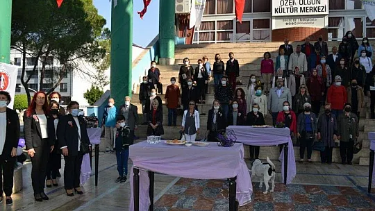 Türk kadınlar Birliği 50. Yılını kutladı