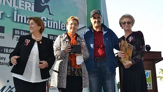 Türk kadınlar Birliği 50. Yılını kutladı