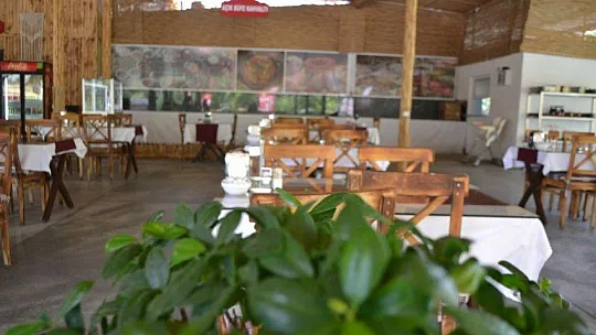 Saklıkent'e değer katacak 'Kırmızı Beyaz Et Restaurant' hizmetinizde