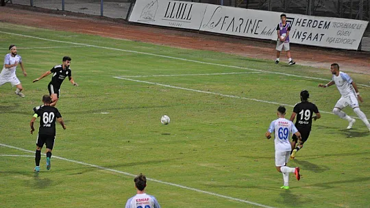 FETHİYESPOR'U EVİNDE KİMSE YENEMİYOR 1-0