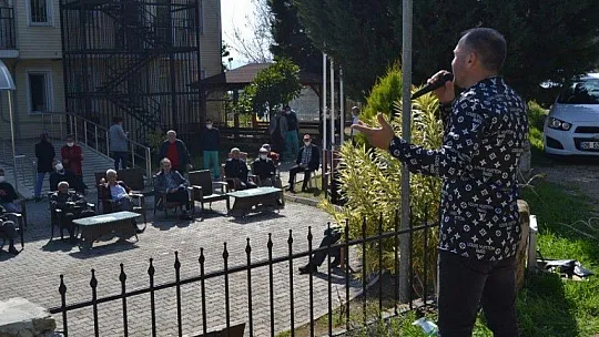 Huzurevinde müzik ziyafeti