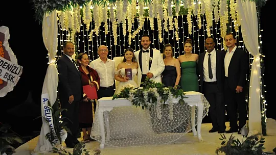 Karayiğit ile Çetin Ailesinin Mutlu Günü