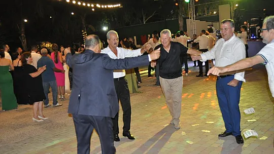 Karayiğit ile Çetin Ailesinin Mutlu Günü