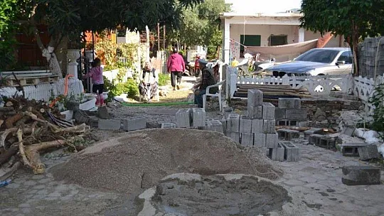 DUVAR İNŞAATINA ZABITA ENGELİ