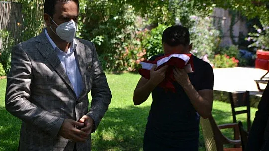Kaymakam Fırat'tan, 15 Temmuz Gazisi Aybey'e ziyaret