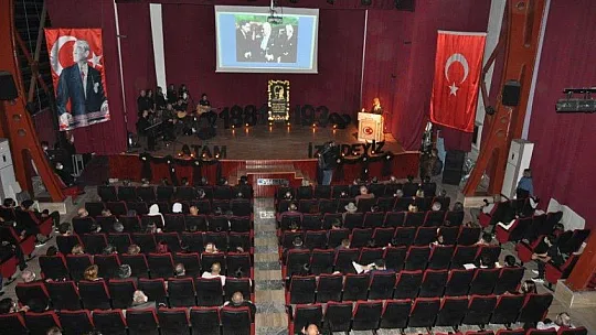 10 Kasım Atatürk'ü anma etkinliğinde duygu dolu anlar yaşandı