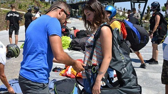 Bayramda, Babadağ'dan 2 Bin 890 Kişi Uçtu