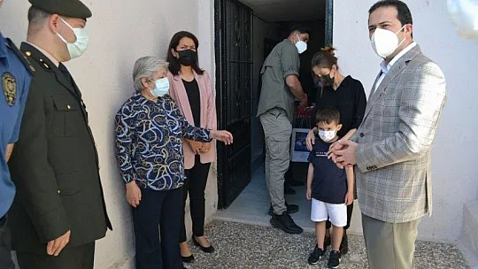 Kaymakamdan Şehit Ailelerine Bayram Ziyareti