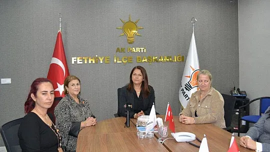 Türk Kadınlar Birliği Ak Parti Kadın Kolları Başkanı'nı Ziyaret Etti
