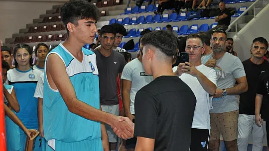 Seydikemer Boks Şampiyonası Düzenlendi