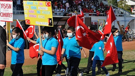 Fethiye'de Cumhuriyet Bayramı Coşkuyla Kutlandı