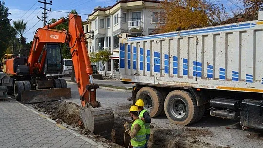 Altyapı çalışmaları devam ediyor