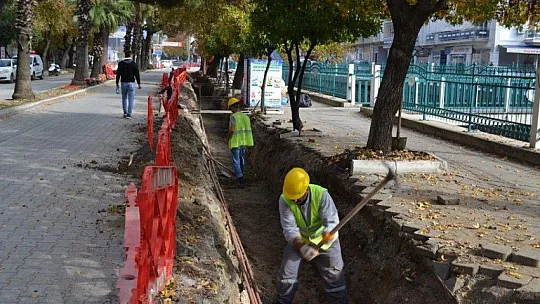 Altyapı çalışmaları devam ediyor