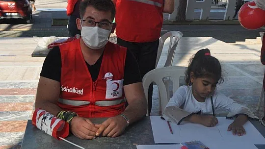 Kızılay'dan Cumhuriyet Bayramı etkinliği