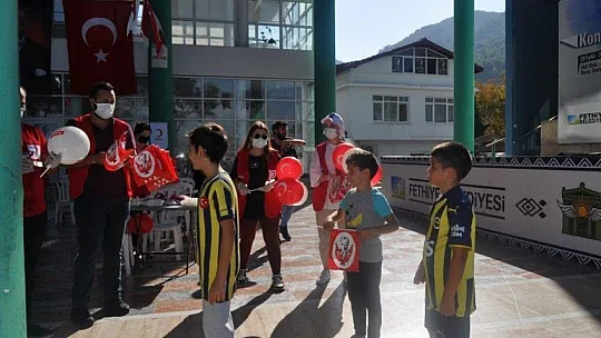 Kızılay'dan Cumhuriyet Bayramı etkinliği