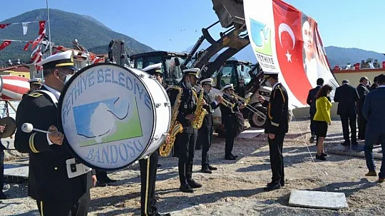 GES projeli kapalı Pazaryeri'nin temel atma töreni gerçekleşti