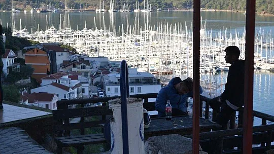 Gençlerin buluşma noktası Âşıklar Tepesi
