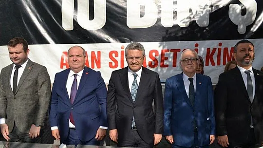 CHP rozet takma törenine yoğun katılım