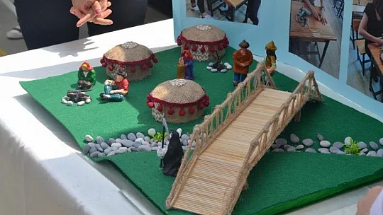 Kaymakam Fırat'tan Göcek Bilim Fuarı'na ziyaret