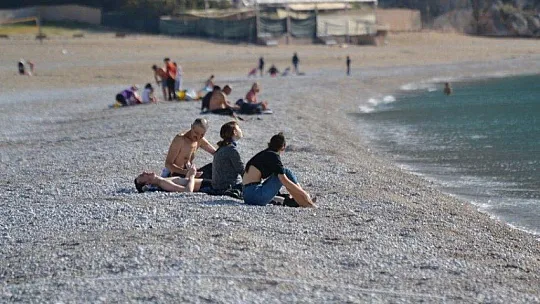 Ocak ayında denize girdiler