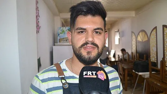 Seydikemerli genç ressam, işletmelerin yüzünü güzelleştiriyor