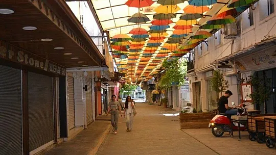 Kısıtlamanın ilk günü hareketli