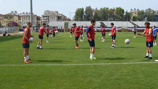 Fethiyespor Çarşamba günü Yomra'ya gidiyor