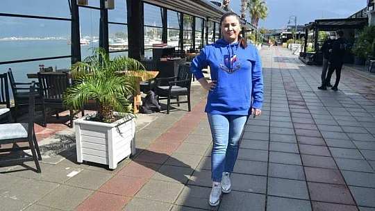 Balcı'dan arkadaşına sürpriz doğum günü