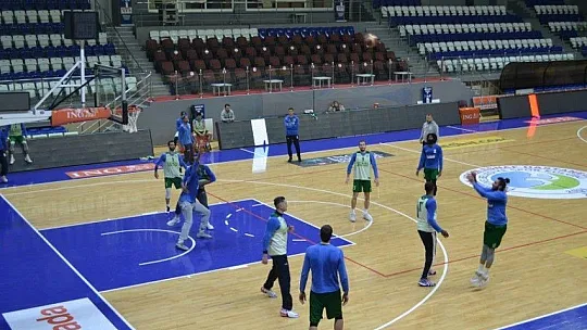Tarihi maç öncesinde anlamlı ziyaret