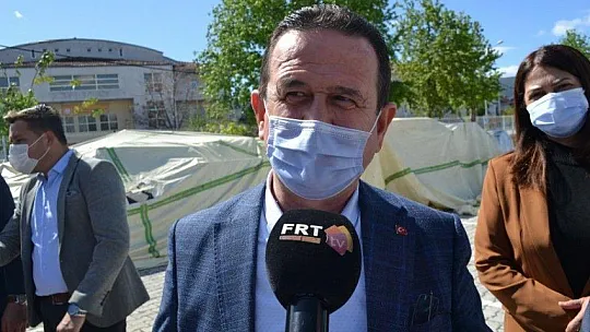 Muhtardan örnek davranış, 100 çocuğu bisiklet sahibi yaptı