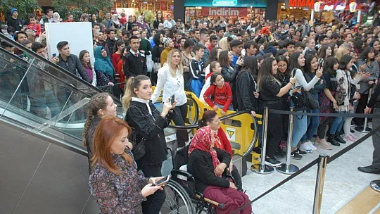 Tuğba Yurt, Fethiye'yi Salladı