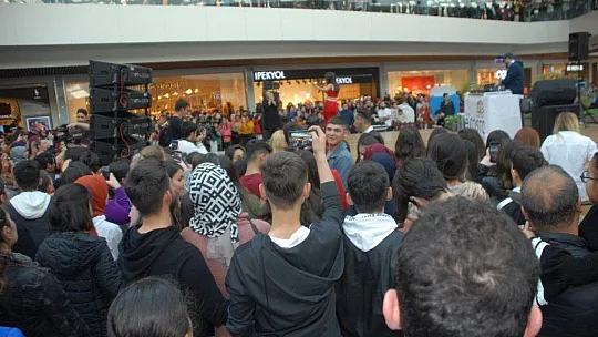 Tuğba Yurt, Fethiye'yi Salladı