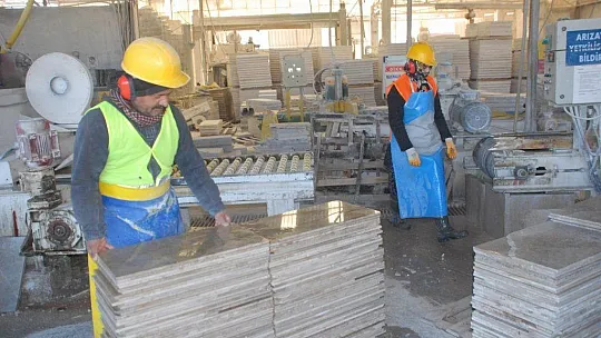 Seydikemerli Kadınlar Ekmeğini Taştan Çıkartıyor