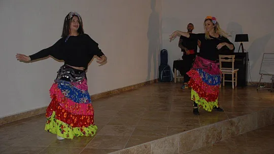 Roman Danslarına Yoğun Katılım