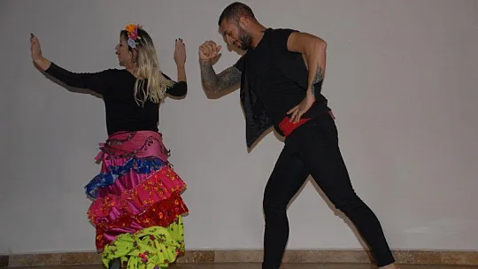 Roman Danslarına Yoğun Katılım